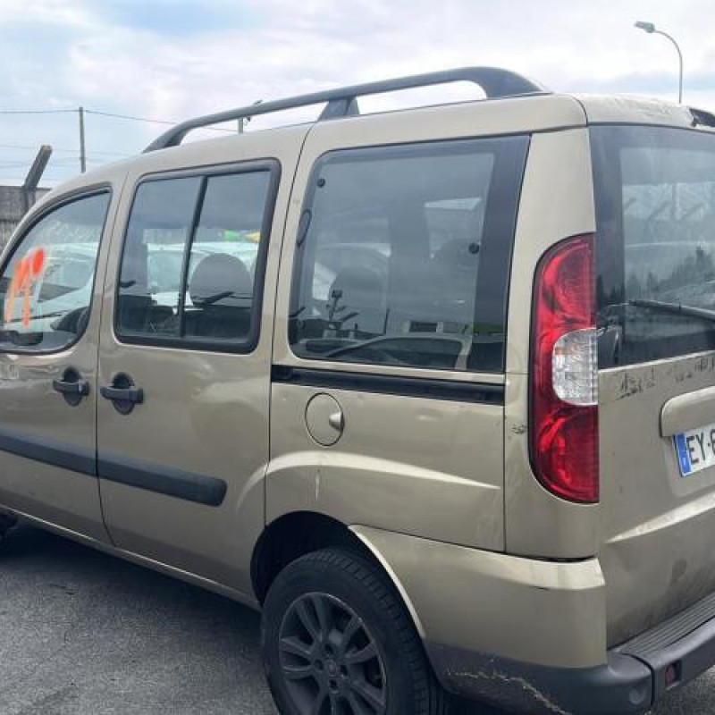 Vitre avant gauche FIAT DOBLO 1 Photo n°7