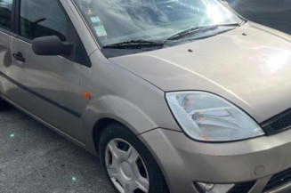 Arret de porte avant gauche FORD FIESTA 5