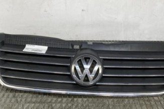 Calandre VOLKSWAGEN PASSAT 4