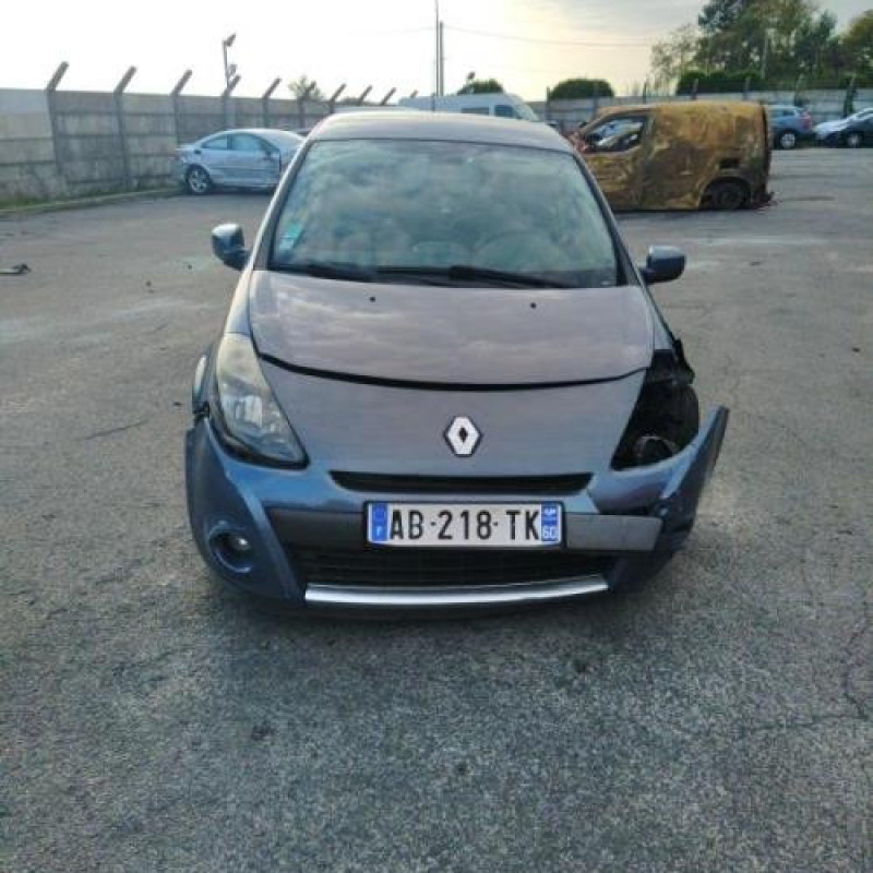 Poignee interieur arriere gauche RENAULT CLIO 3 Photo n°4