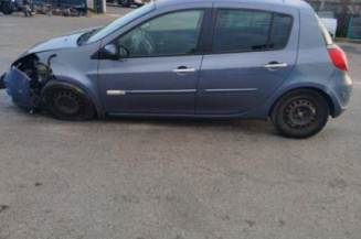 Calculateur RENAULT CLIO 3