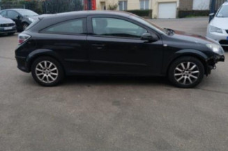 Pare choc arriere OPEL ASTRA H