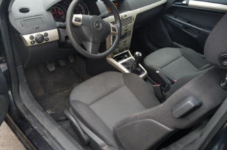 Pare choc arriere OPEL ASTRA H