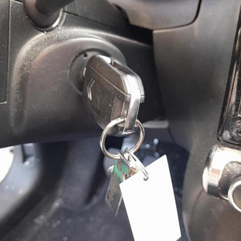 Attache ceinture avant droit CITROEN C3 3 Photo n°13