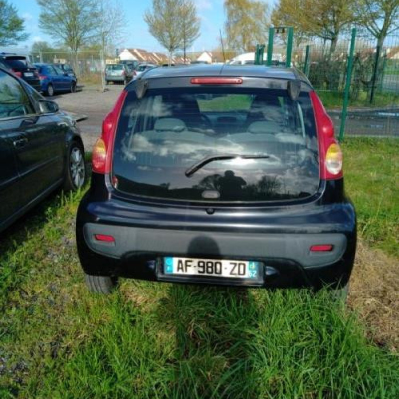 Air bag conducteur PEUGEOT 107 Photo n°6