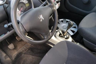 Pretensionneur de ceinture avant gauche PEUGEOT 107