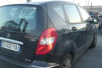 Feu arriere stop central MERCEDES CLASSE A 169