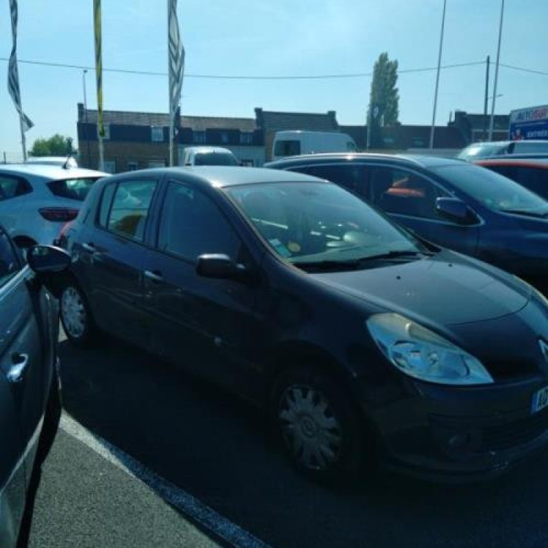 Pretensionneur de ceinture avant droit RENAULT CLIO 3 Photo n°7