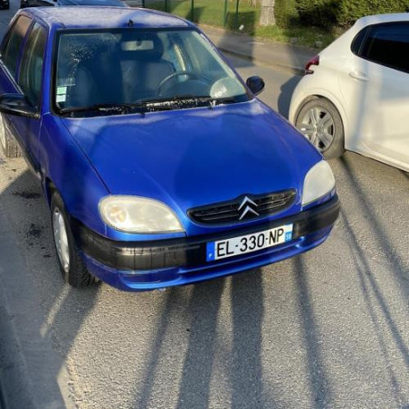 Moteur CITROEN SAXO Photo n°1