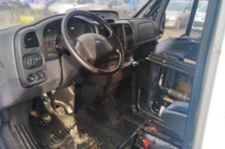 Poignee interieur avant gauche FORD TRANSIT 3