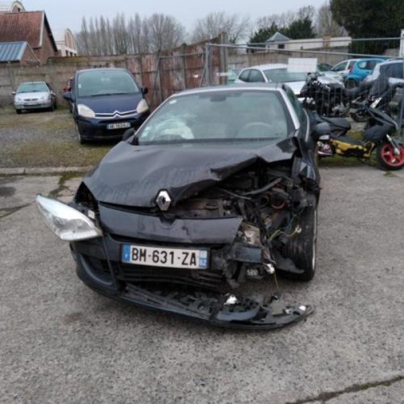 Pare choc arriere RENAULT MEGANE 3 Photo n°7