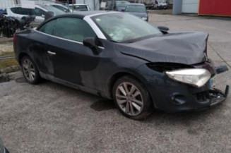 Pare choc arriere RENAULT MEGANE 3