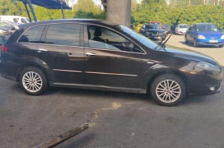 Pedalier d'accelerateur FIAT CROMA 2