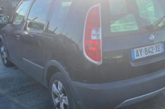 Feu arriere principal gauche (feux) SKODA ROOMSTER