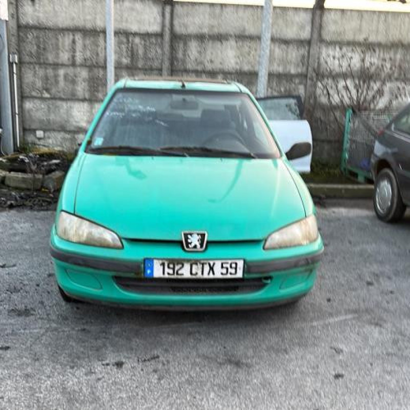 Pare choc arriere PEUGEOT 106 Photo n°7