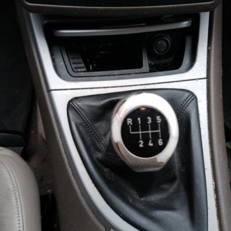 Poignee interieur arriere droit BMW SERIE 1 E87 Photo n°10