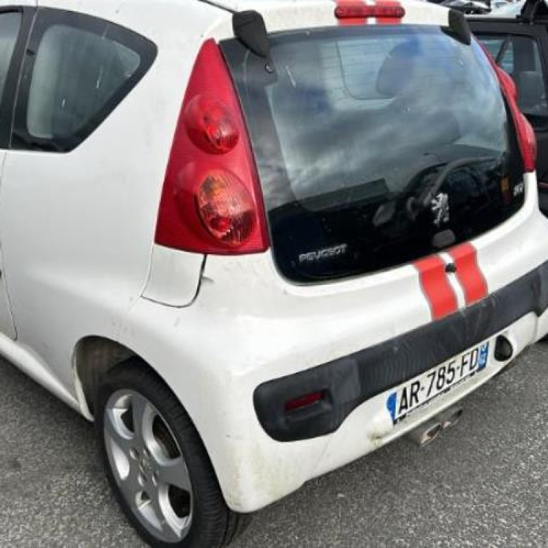 Porte avant droit PEUGEOT 107 Photo n°14