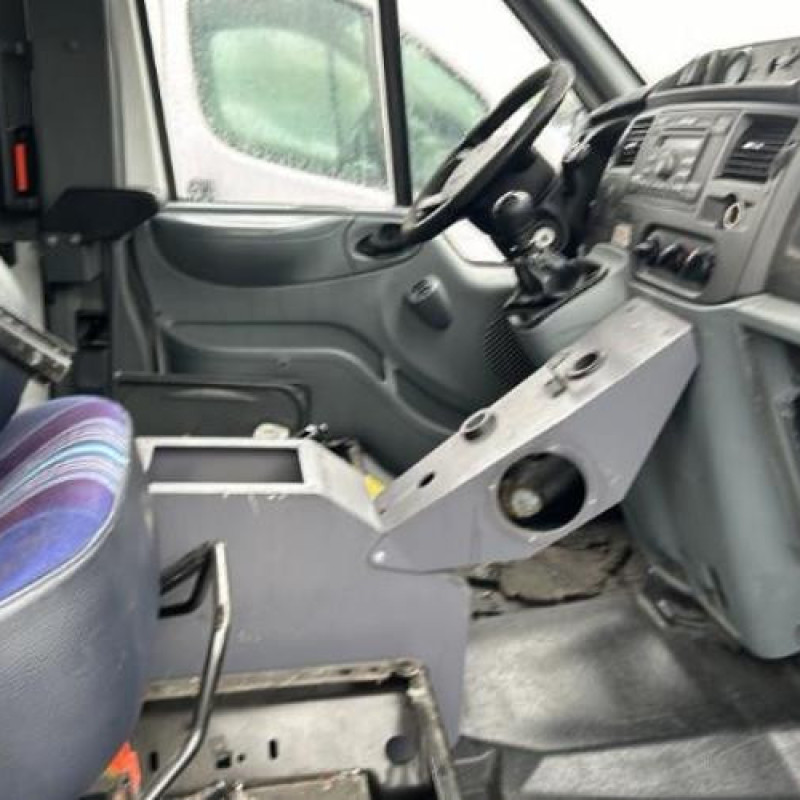 Compresseur clim FORD TRANSIT 4 Photo n°13