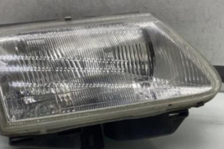 Optique avant principal droit (feux)(phare) CITROEN SAXO