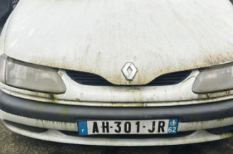 Aile avant gauche RENAULT LAGUNA 1