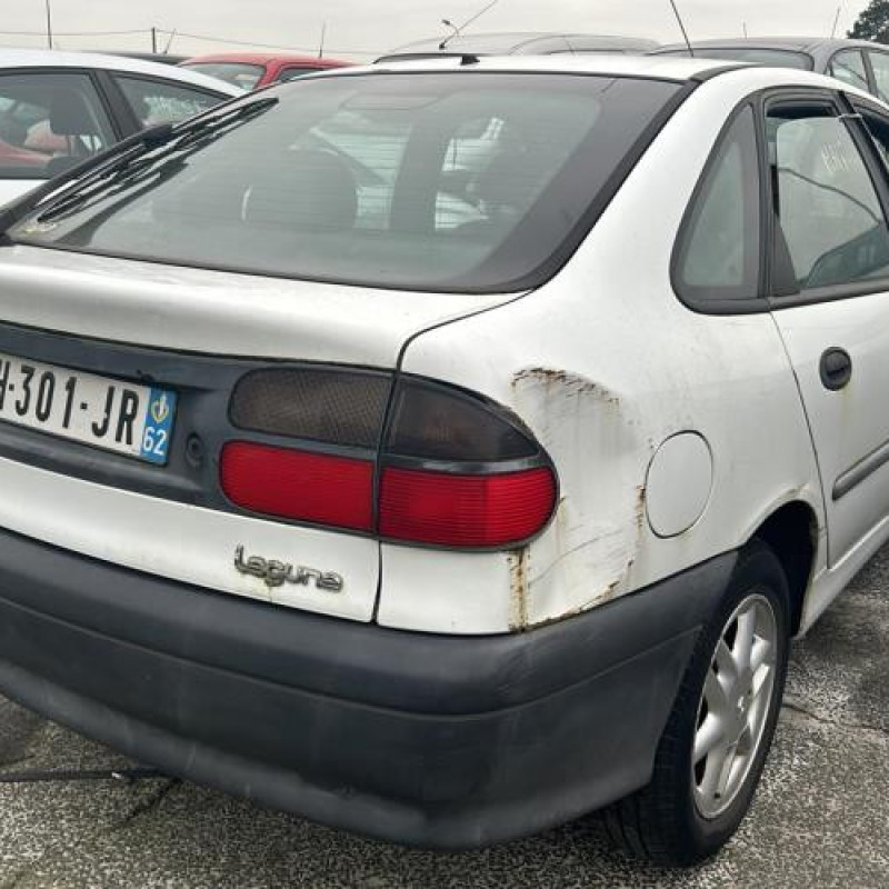 Aile avant gauche RENAULT LAGUNA 1 Photo n°11