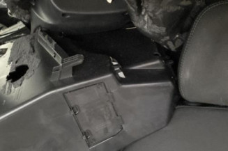 Pretensionneur de ceinture avant droit PEUGEOT 208 1