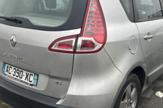 Aile avant droit RENAULT SCENIC 3