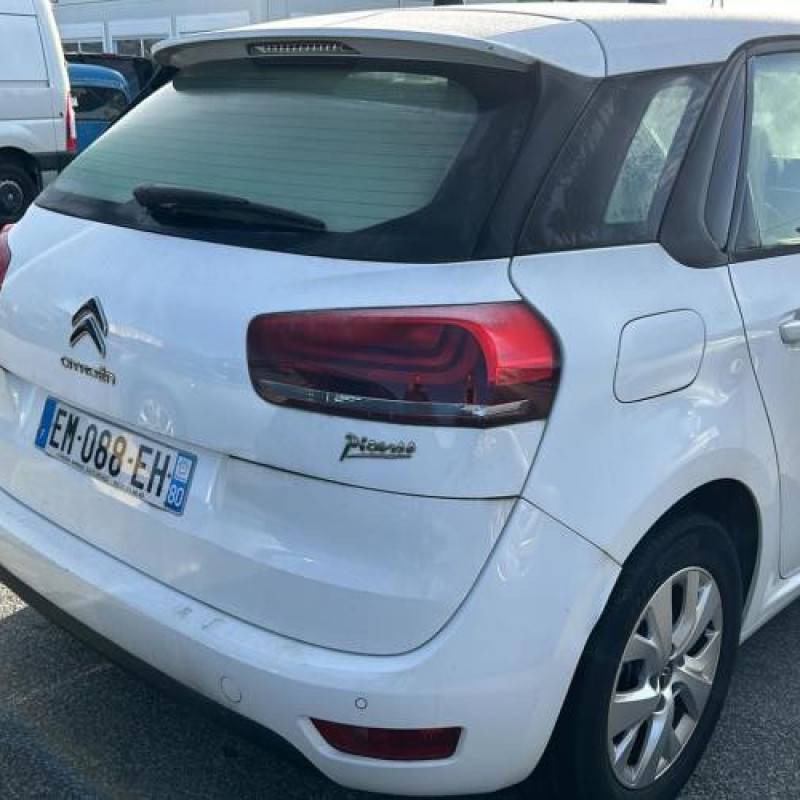 Pare boue arriere gauche CITROEN C4 PICASSO 2 Photo n°13