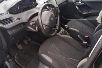 Air bag conducteur PEUGEOT 208 1