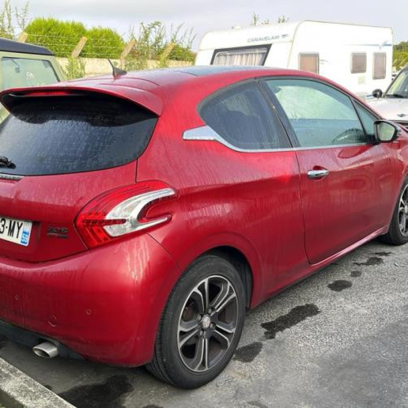 Pompe à carburant PEUGEOT 208 1 Photo n°4