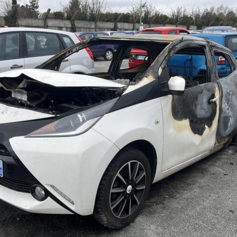 Avertisseur/Klaxon TOYOTA AYGO 2 Photo n°8