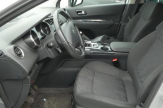 Renfort pare choc arriere (traverse) PEUGEOT 3008 1