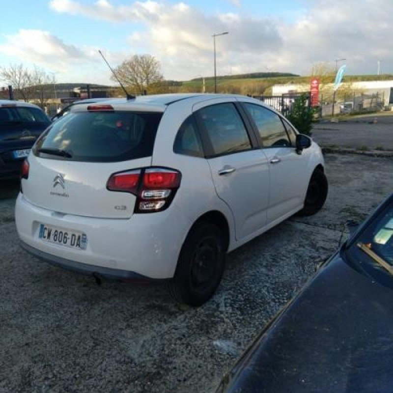 Boitier BSI CITROEN C3 2 Photo n°8