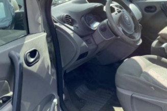 Arret de porte avant gauche RENAULT KANGOO 2