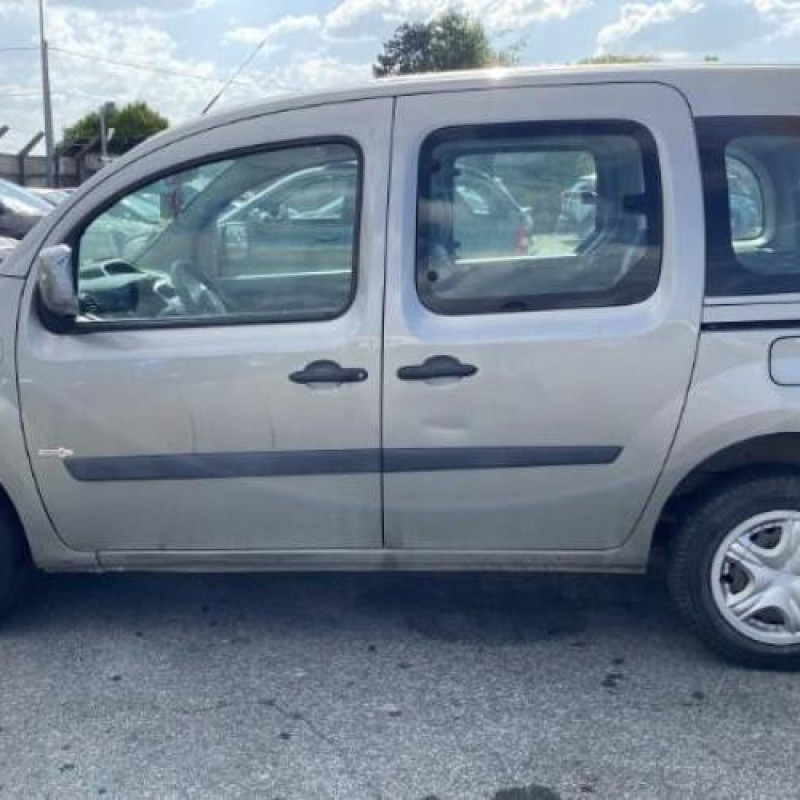 Renfort pare choc avant (traverse) RENAULT KANGOO 2 Photo n°15