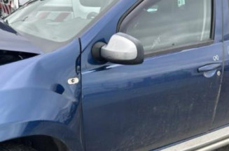 Poignee porte avant droit DACIA DUSTER 1