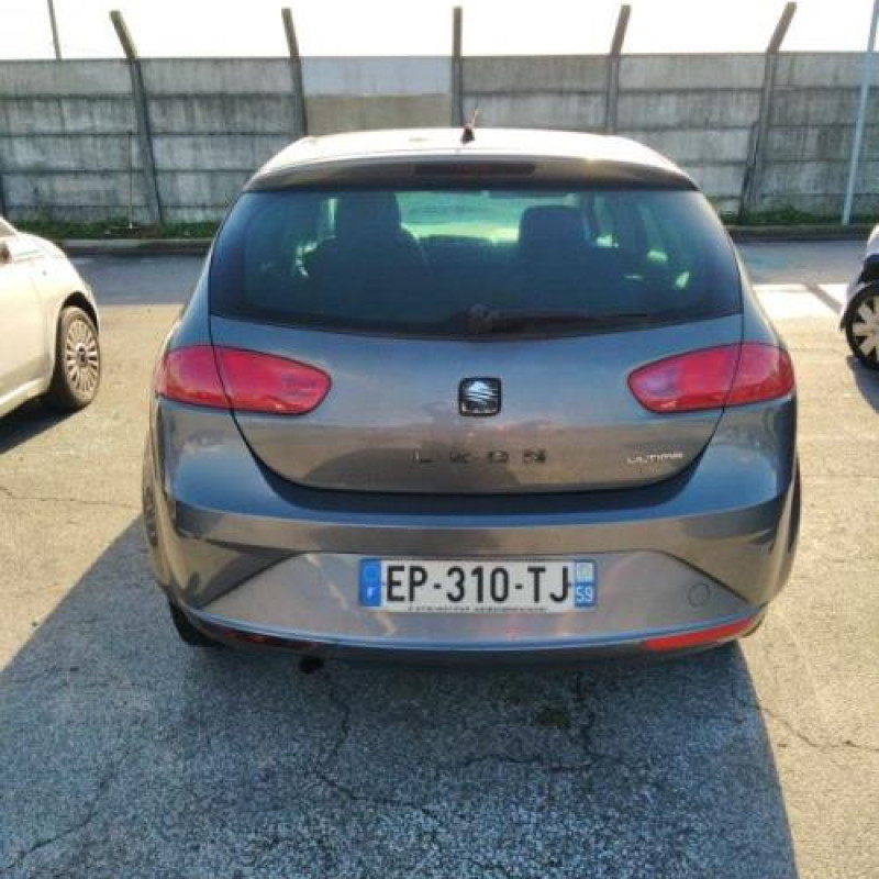 Moteur essuie glace arriere SEAT LEON 2 Photo n°9